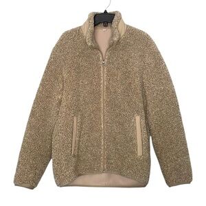 Uniqlo’s Beige Sherpa Full Zip Jacket